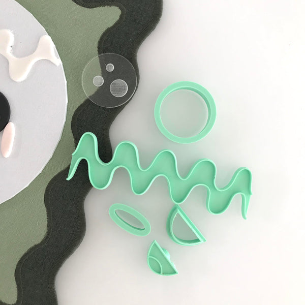 Gingerbread Man Cake Cutter Set (SweetP)