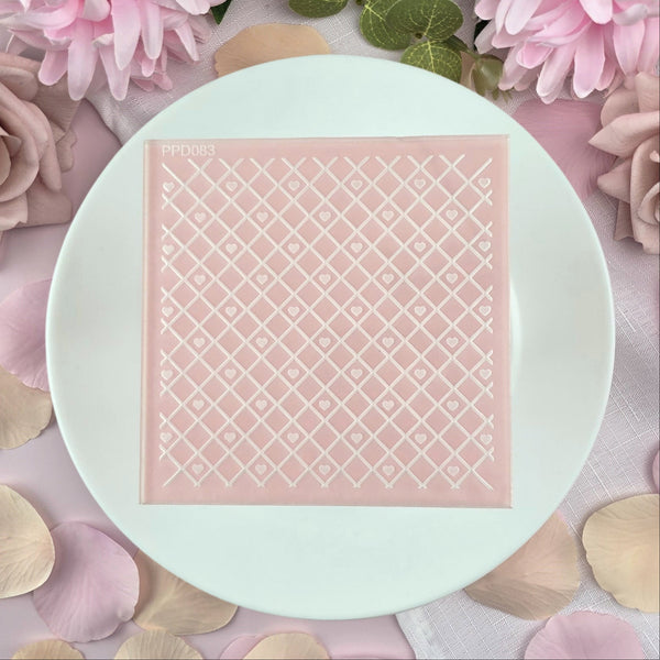 Diamond Hearts Pattern Plate