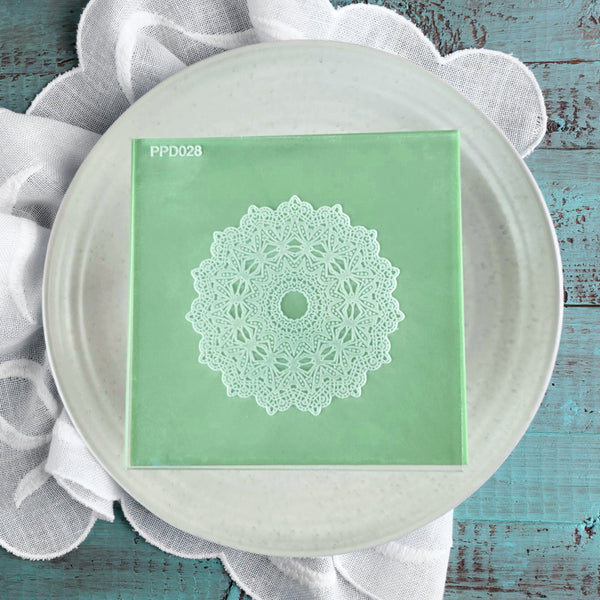 Floral Doily Pattern Plate