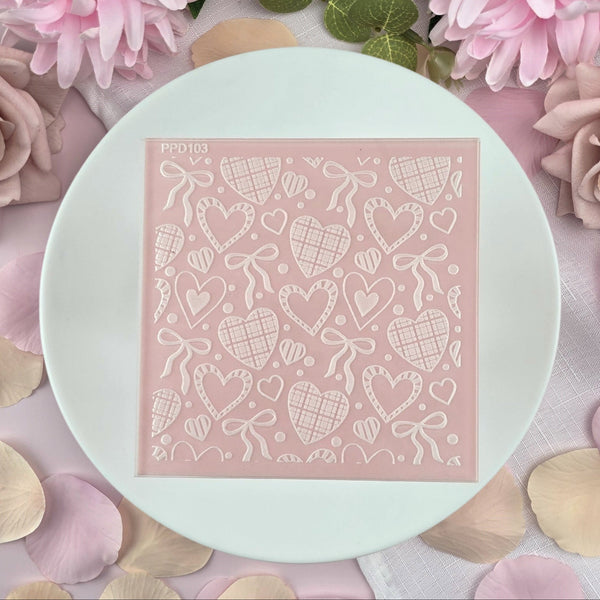 Hearts & Bows Pattern Plate