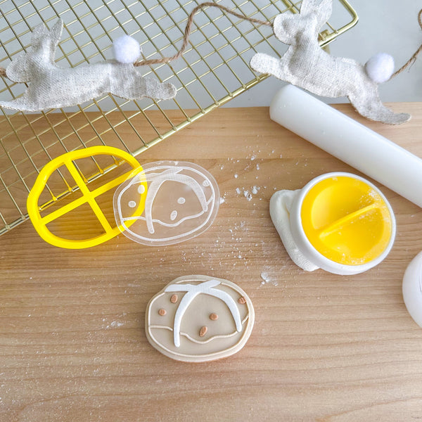 Hot Cross Bun Cutter & Debosser Set