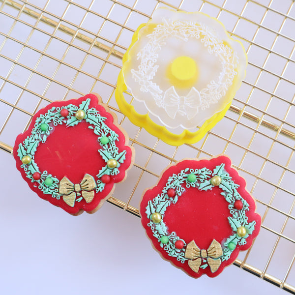 Mini Wreath Cutter & Debosser Set