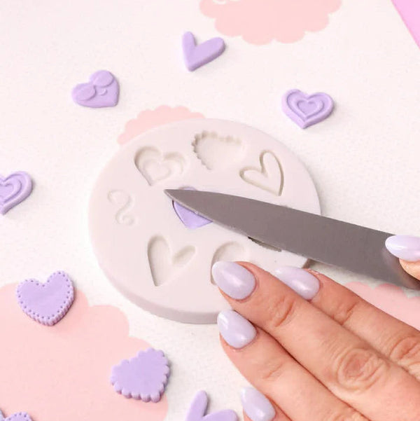 I Heart U - Small Savvy Shapes Silicone Mould (Savvy Cakes)