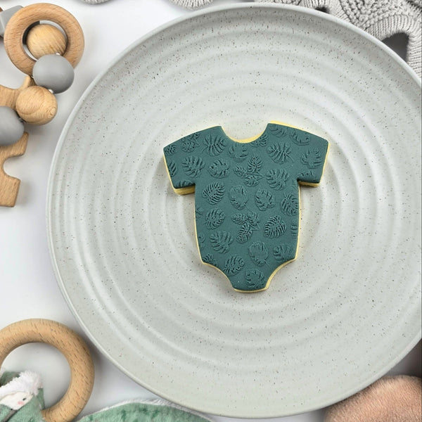 Monstera Leaves Pattern Plate