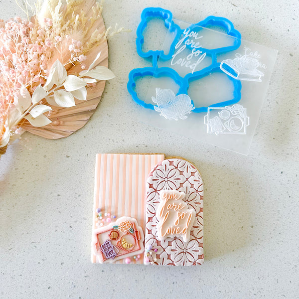 You Are So Loved (Mum) Mini Toppers (Cake Sera Sera)