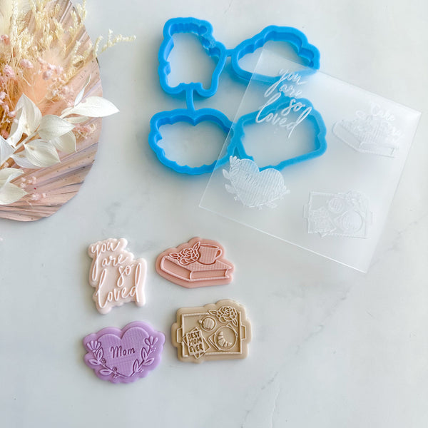 You Are So Loved (Mum) Mini Toppers (Cake Sera Sera)