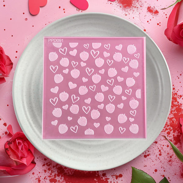 Strawberry Hearts Pattern Plate