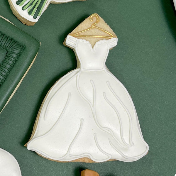 Wedding Dress Cutter (The Confectionist)