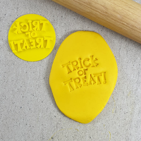 Trick Or Treat V3 Embosser