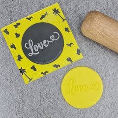 Love (With heart) Debosser