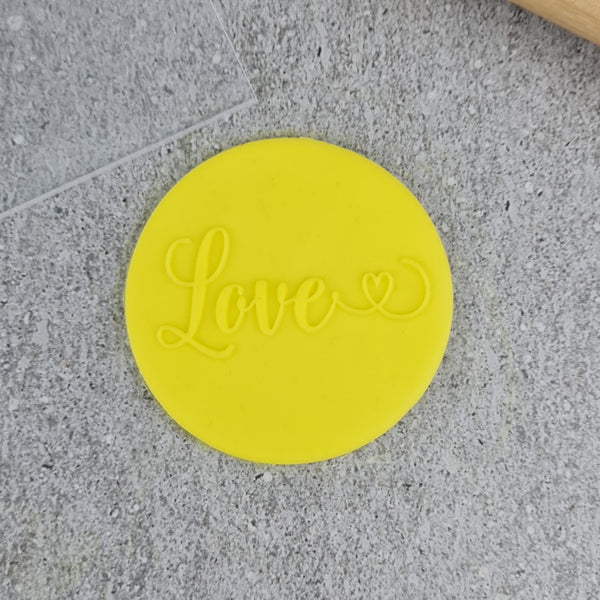 Love (With heart) Debosser