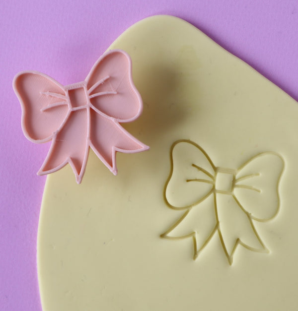 Bow Cutter & Embosser Set (Little Biskut)