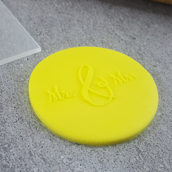 Mr & Mrs V2 Debosser