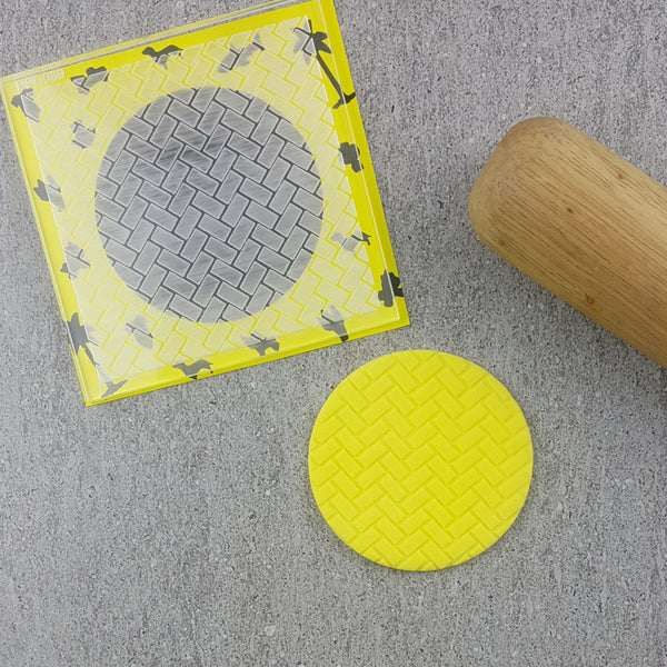 Diagonal Bamboo Weave Pattern Plate