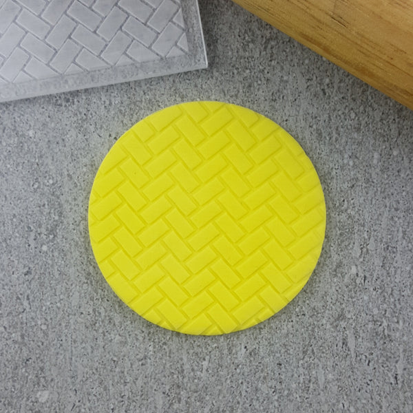 Diagonal Bamboo Weave Pattern Plate