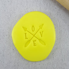 Love with arrows Embosser