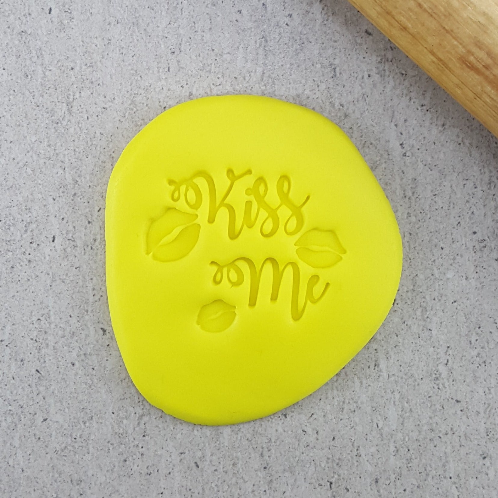 Kiss Me Embosser