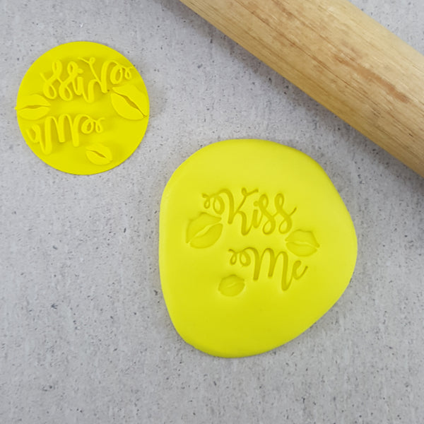 Kiss Me Embosser