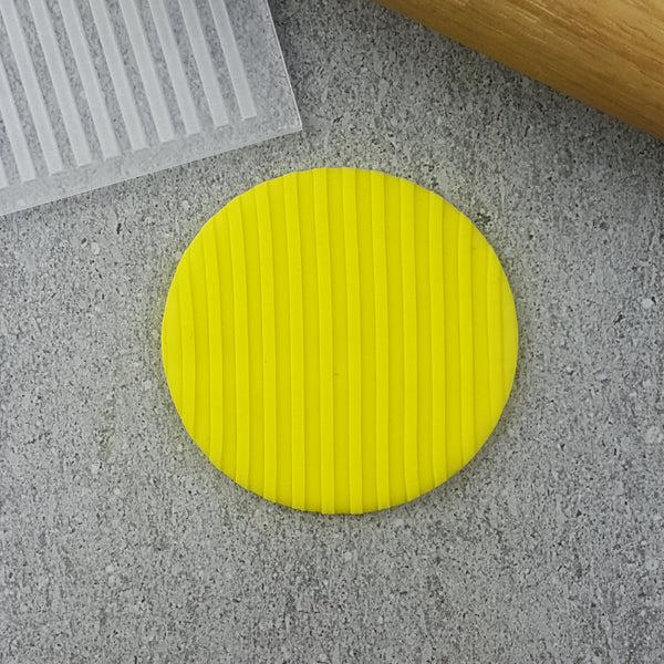 Lines Pattern Plate