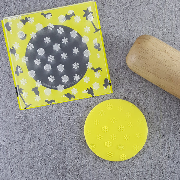 Snow Flakes Pattern Plate