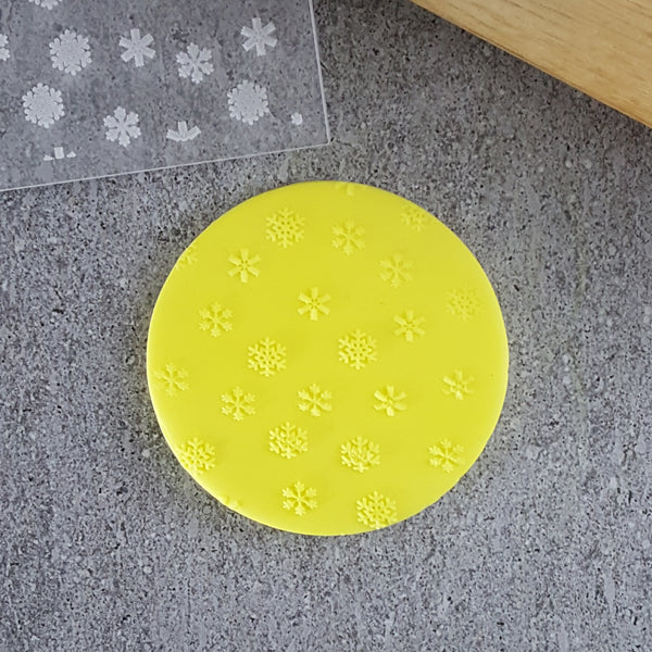 Snow Flakes Pattern Plate