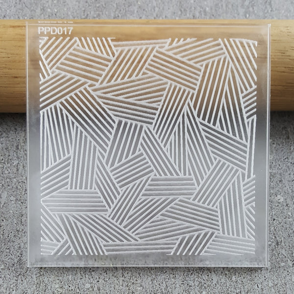 Crossed Panels Pattern Plate