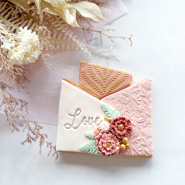 New York Inspired Statement Cutter Set (Cake Sera Sera)