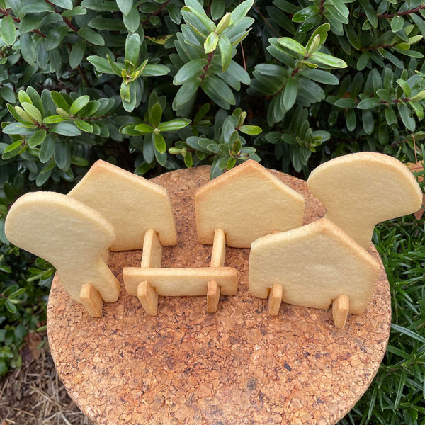 Village 3D Standing Cookie Cutter
