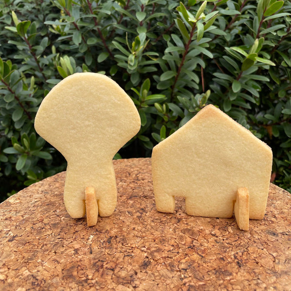 Village 3D Standing Cookie Cutter