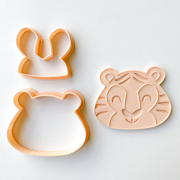 Tiger Cutter and Embosser Set (Little Biskut)