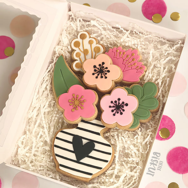 Bouquet Cutter & Embosser Set (Little Biskut)