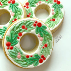 Christmas Wreath Cutter & Embosser Set (Little Biskut)