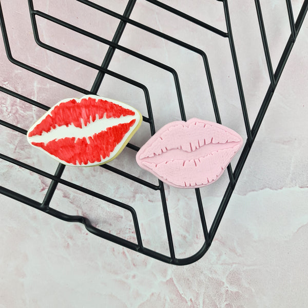 Mini Lips Cutter & Debosser Set