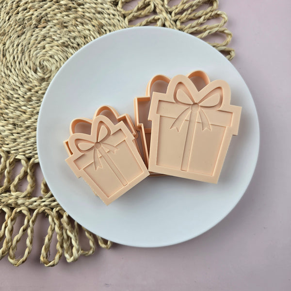 Present Cutter & Debosser Set (Little Biskut)