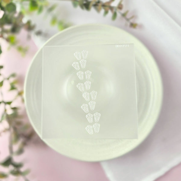 Bunny Footprints Pattern Plate