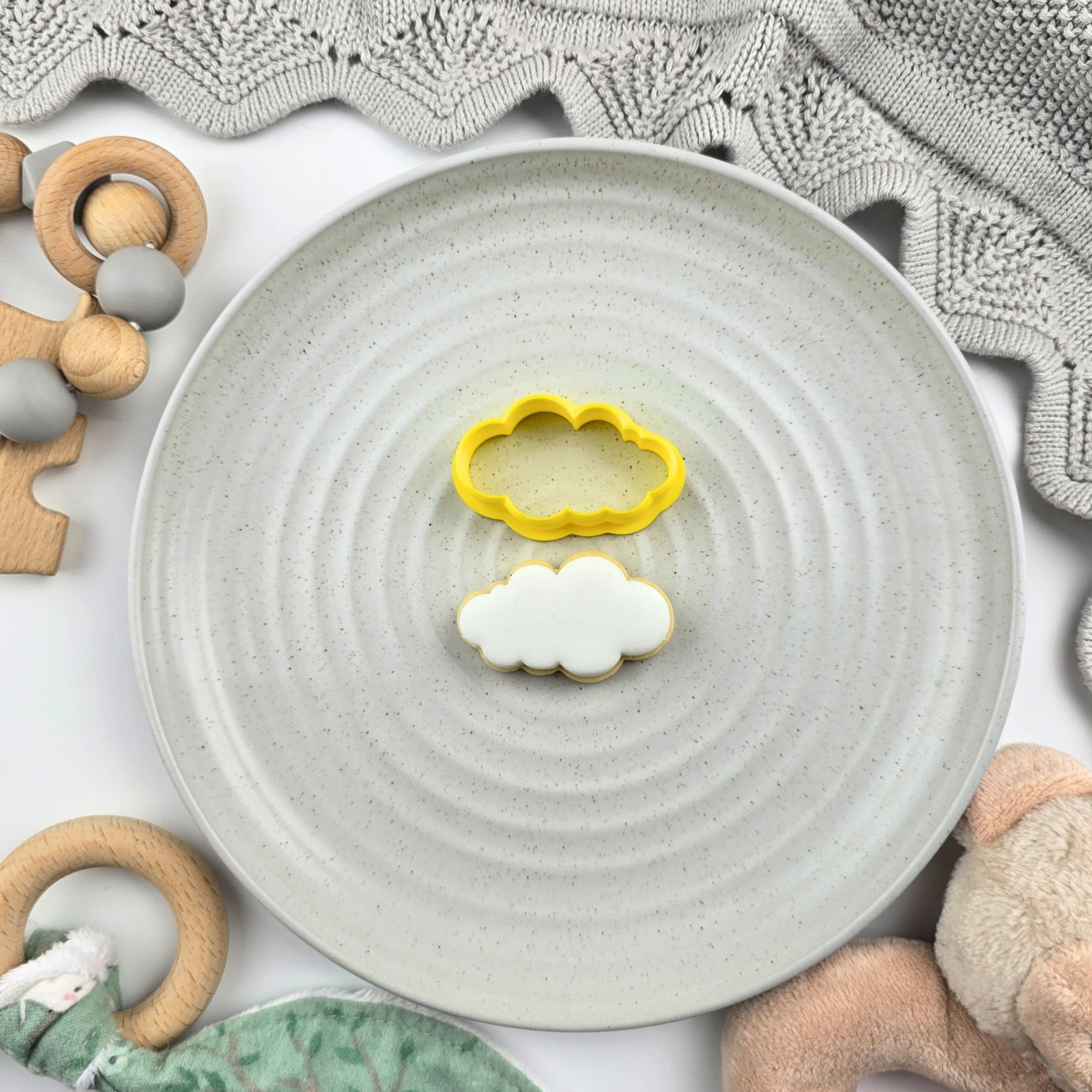Staedter Cloud Shape Cookie Cutter, Silver Staedter Cloud Shape Cookie Cutter, Silver