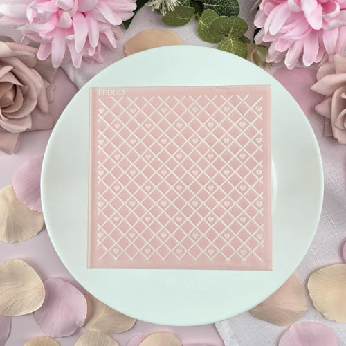 Diamond Hearts Pattern Plate