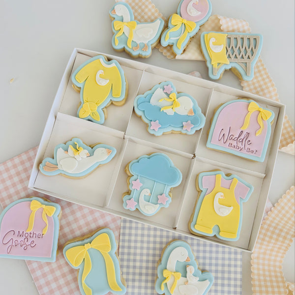 Flying Goose with Gosling Layer Set (SweetP)