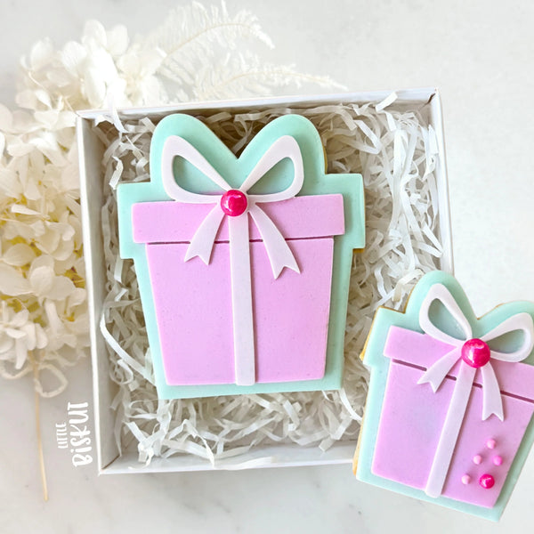 Present Cutter & Debosser Set (Little Biskut)