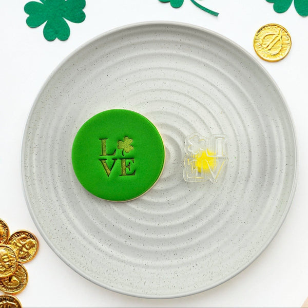 Love (Shamrock) Embosser