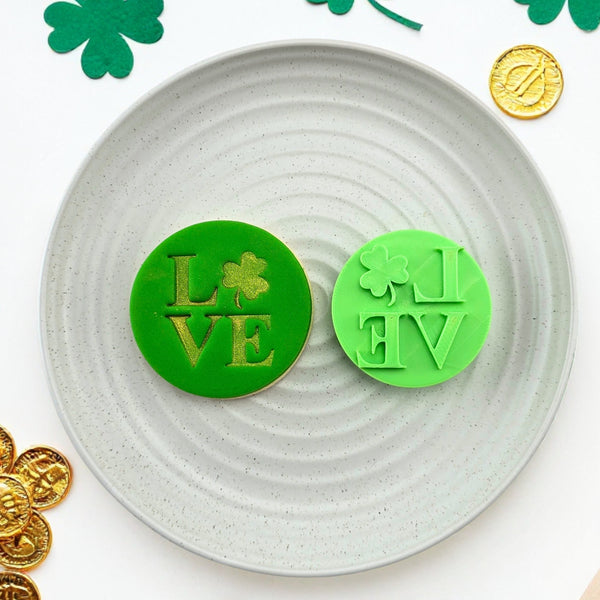 Love (Shamrock) Embosser