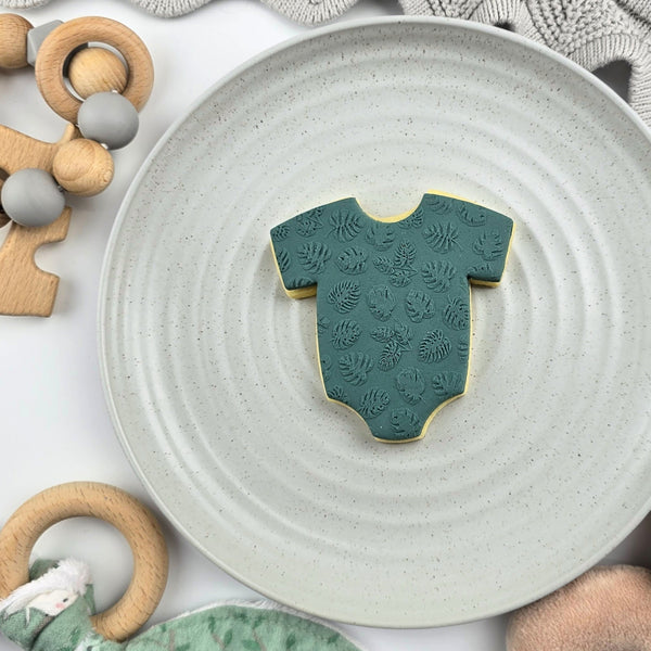 Monstera Leaves Pattern Plate