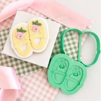 Rose Baby Shoes Layer Set (SweetP)