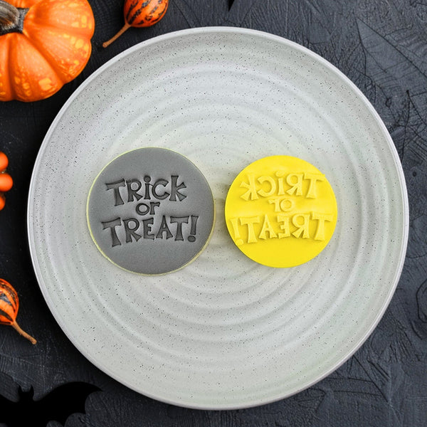 Trick Or Treat V2 Embosser