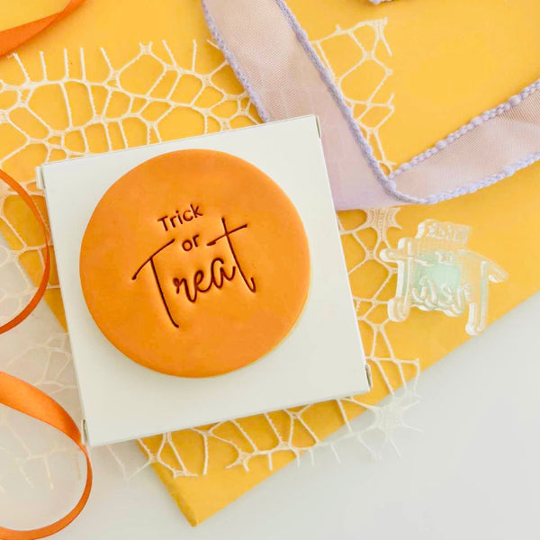 Trick or Treat Text Stamp (SweetP)