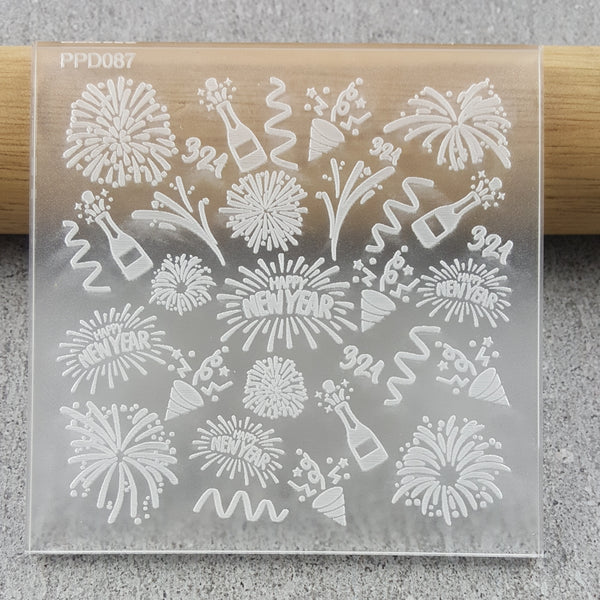 Happy New Year Pattern Plate
