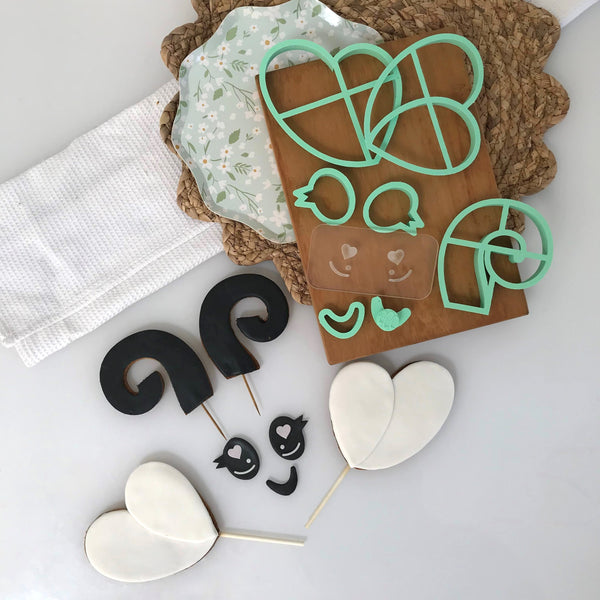 Bee Cake Cutter Set (SweetP Cakes and Cookies)