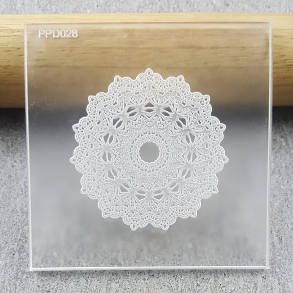 Floral Doily Pattern Plate