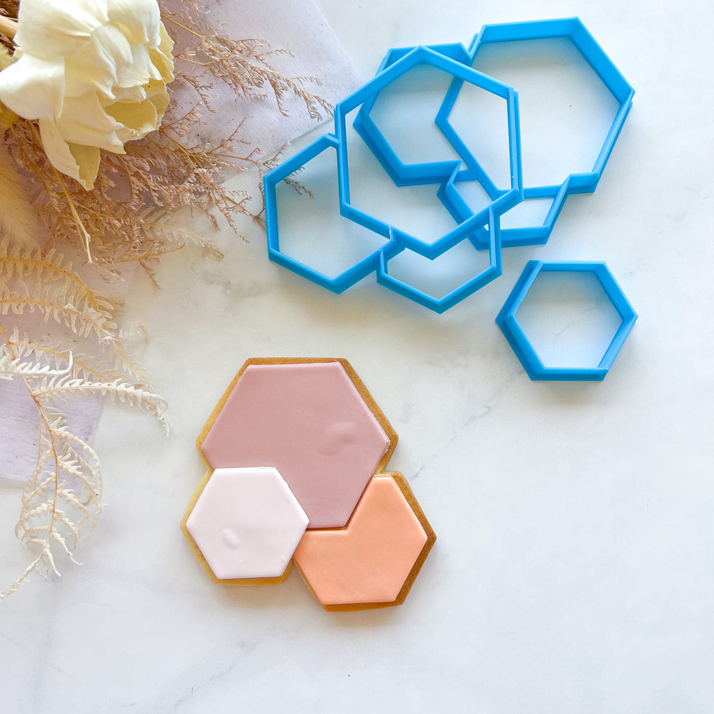 Singapore Inspired Statement Cutter Set (Cake Sera Sera) Custom